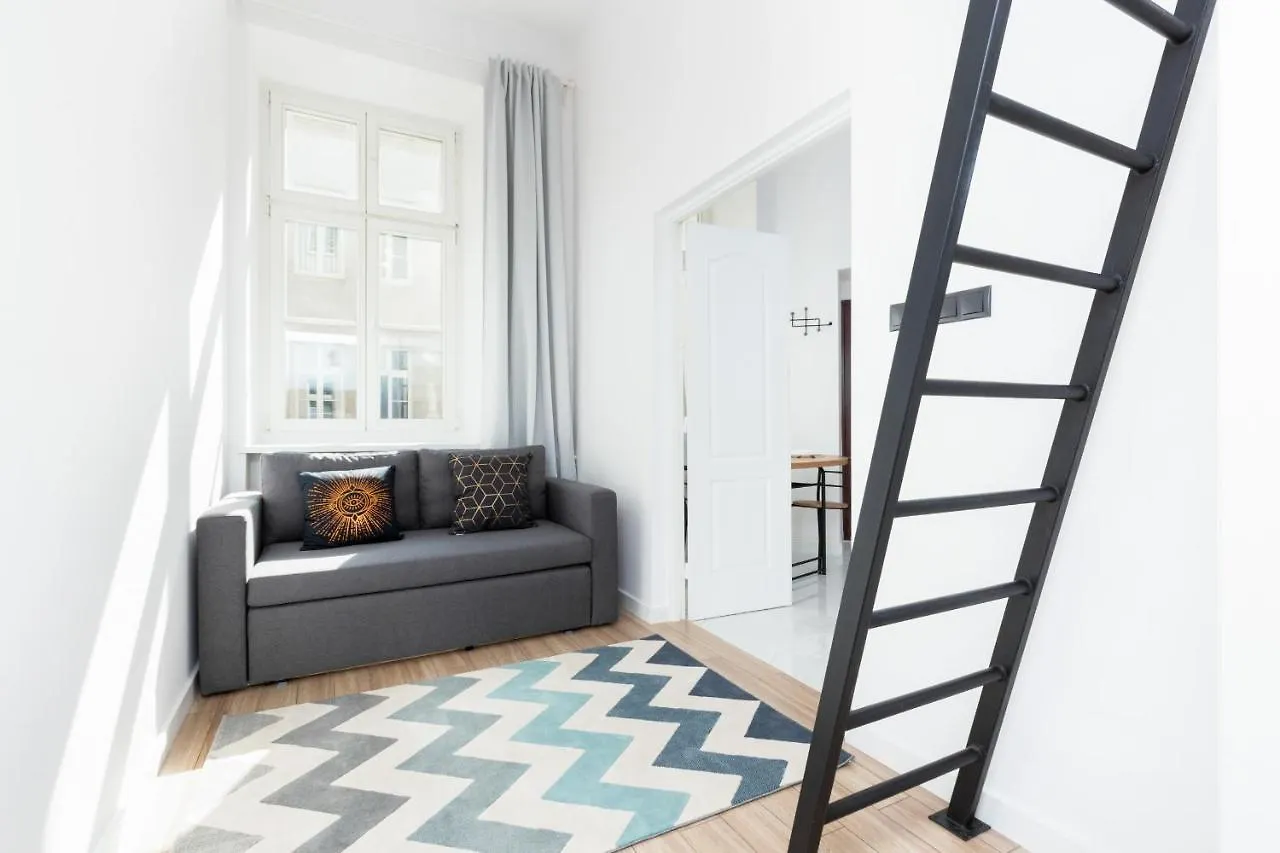 Apartment Aleje Jerozolimskie 85 By Noclegi Renters contacts